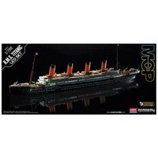 1/700 RMS Titanic mit LED-Beleuchtung