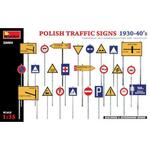 Polish Traffic Signs 1930-40\'s in 1:35