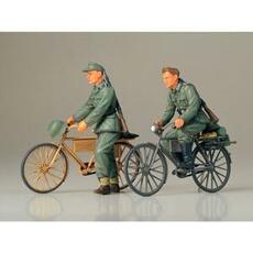 1:35 Diorama-Set Soldaten m.Fahrrad (2)