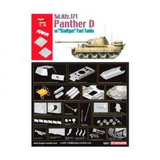 1:35 Panther D w/\"Stadtgas\" Fuel Tanks