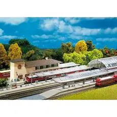 3 Bahnsteige