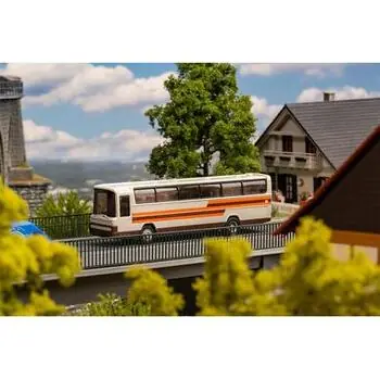 MB O 303 RHD Reisebus (WIKING)
