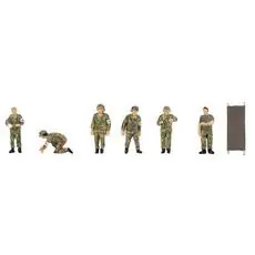 Soldaten im Sanitätsdienst