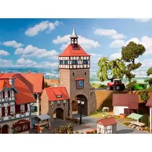 Stadttor mit Torhaus