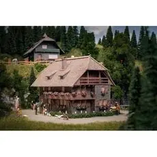 Jubiläumsmodell Uhrenmacherhaus mit Figur