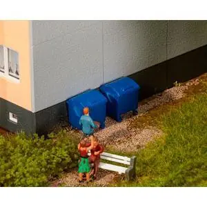2 Blaue Mülltonnen