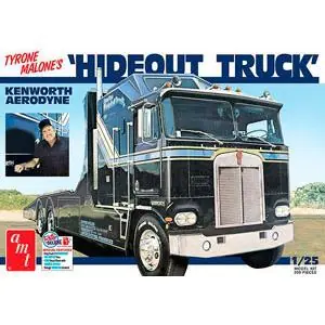 1/25 Kenworth Hideout Transporter