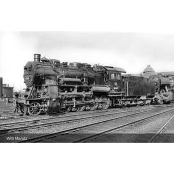 DB, Dampflokomotive Baureihe 56.20, dreidomiger Kessel, Schwarz/Rot