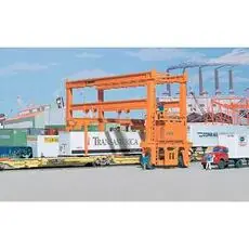 Containerbrücken-Kran