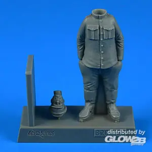 German or Austro-Hungarian WWI Pilot in 1:32
