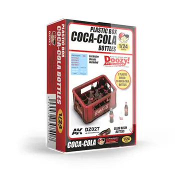 Coca-Cola-Flaschen in Plastikboxen aus den Jahren 1940-1980