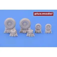 E2C Hawkeye wheels in 1:72