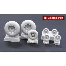 PBY Privateer wheels smooth pattern in 1:72