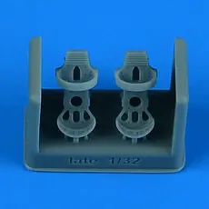German Luftwaffe WWII pedals - late v. in 1:32