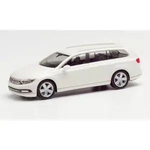 VW Passat Variant, oryxweiß