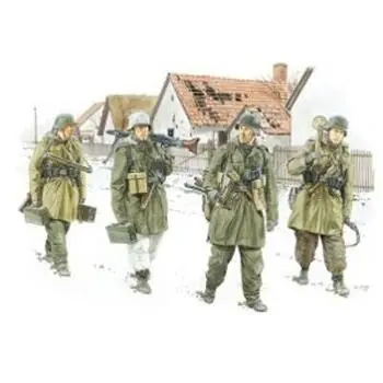 1:35 Panzergren.,Wiking Div.(Hungary\'45)