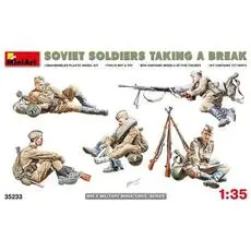 1:35 Fig. Sov. Soldaten machen Pause (5)
