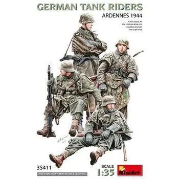 1:35 Fig. Dt. Soldaten mifahr. 1944(4)