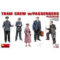 1:35 Fig. Tram Personal m. Fahrgäst. (5)