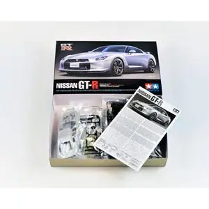 1:24 Nissan GT-R Strassenversion