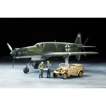 1:48 Dt. Do335A Pfeil & Kübelwagen 82
